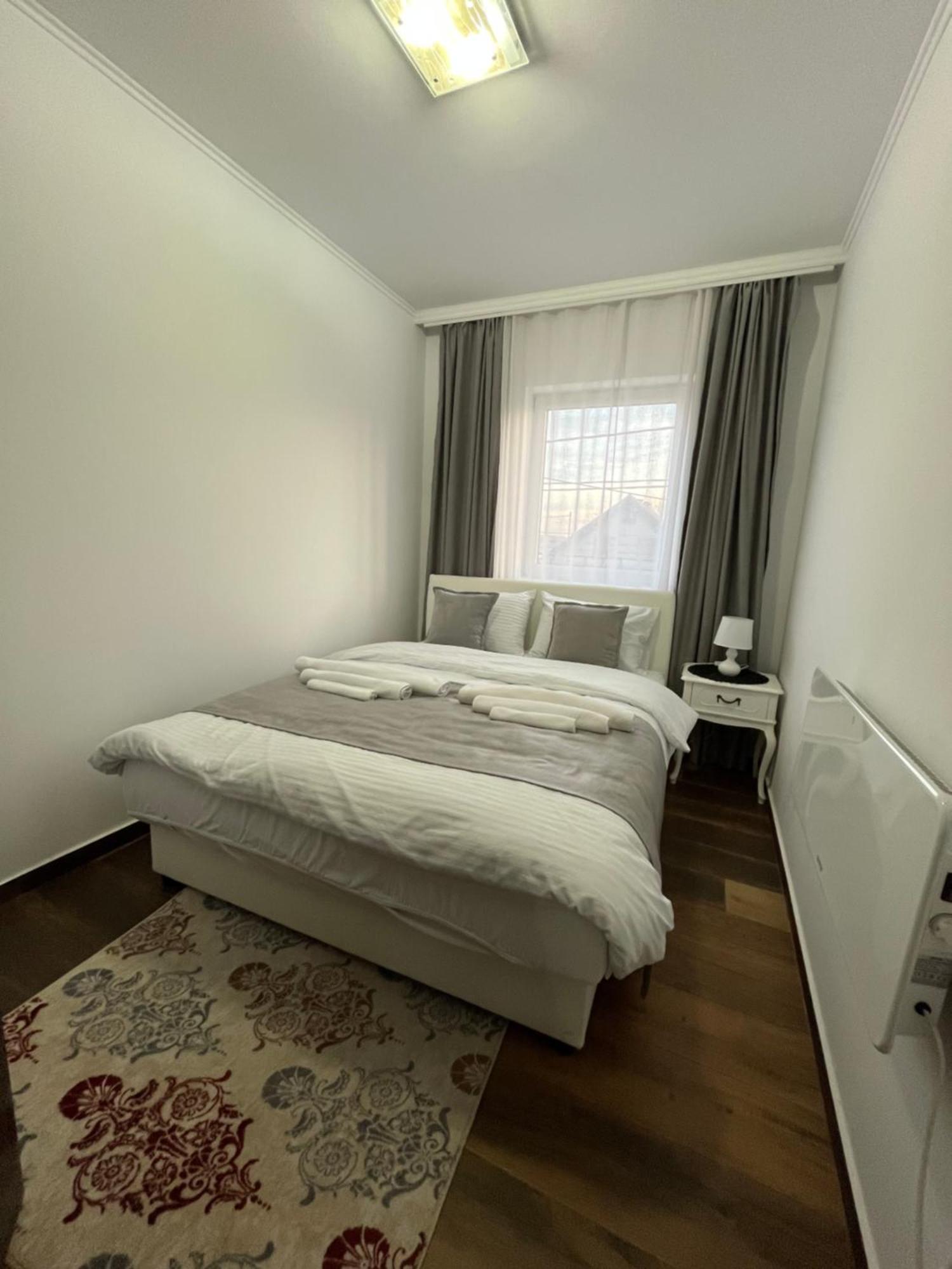 Airport Sky Apartments Lux Βελιγράδι Εξωτερικό φωτογραφία