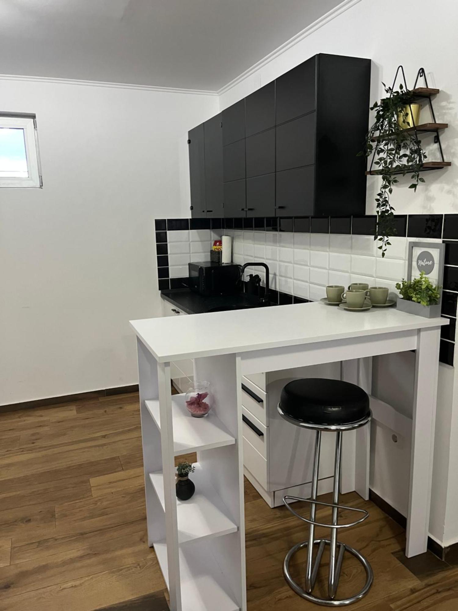 Airport Sky Apartments Lux Βελιγράδι Εξωτερικό φωτογραφία