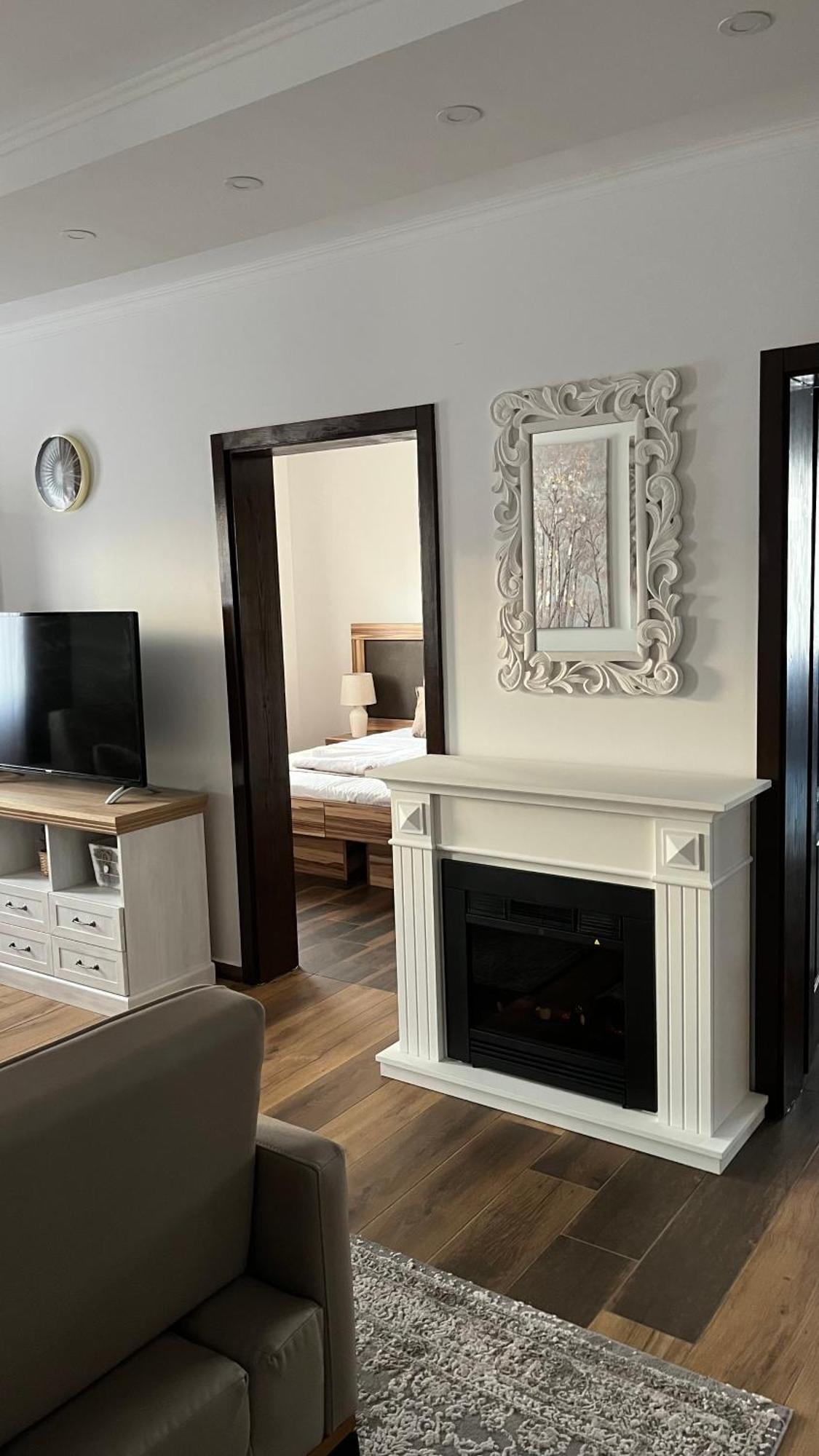 Airport Sky Apartments Lux Βελιγράδι Εξωτερικό φωτογραφία