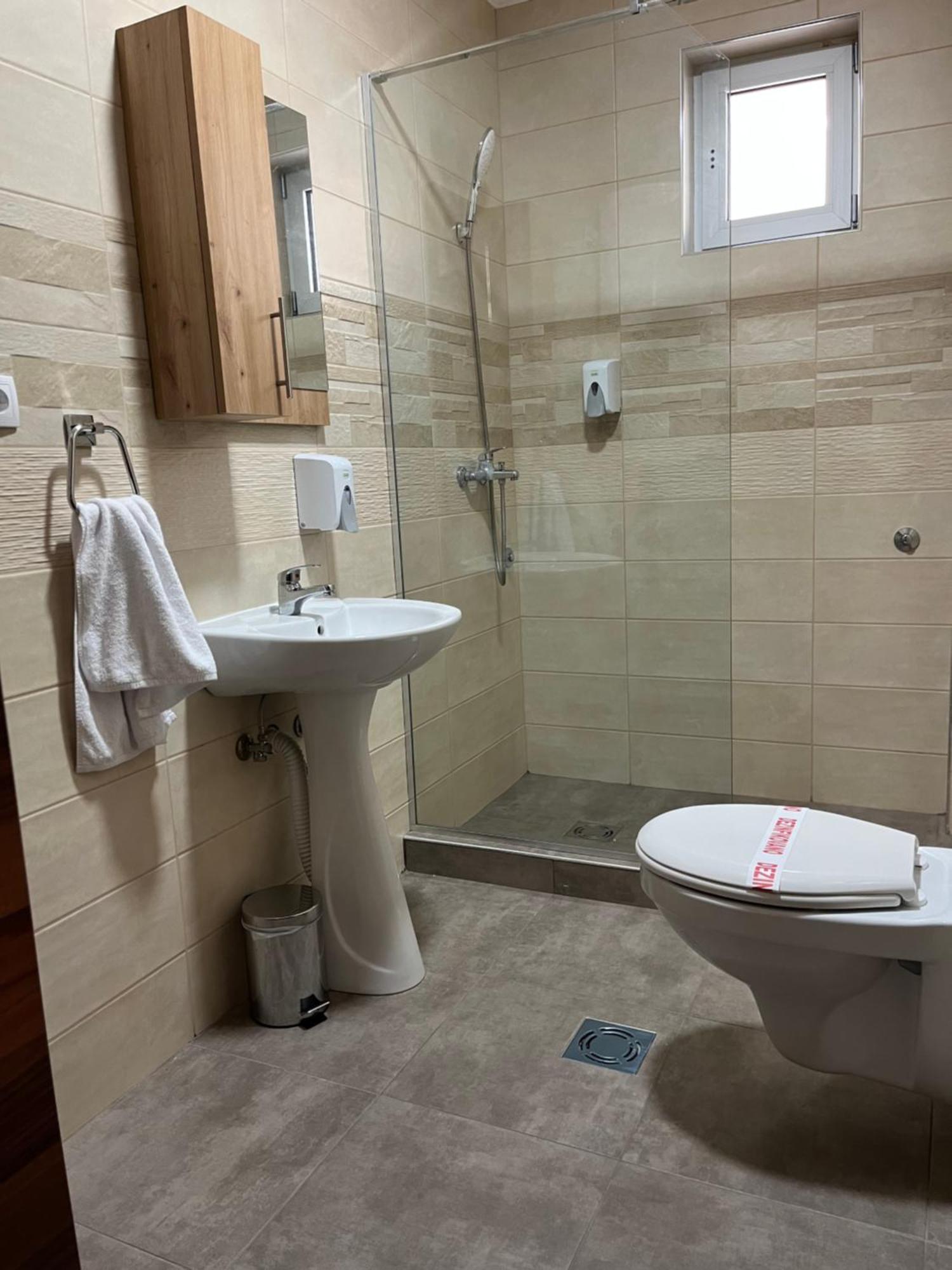 Airport Sky Apartments Lux Βελιγράδι Εξωτερικό φωτογραφία